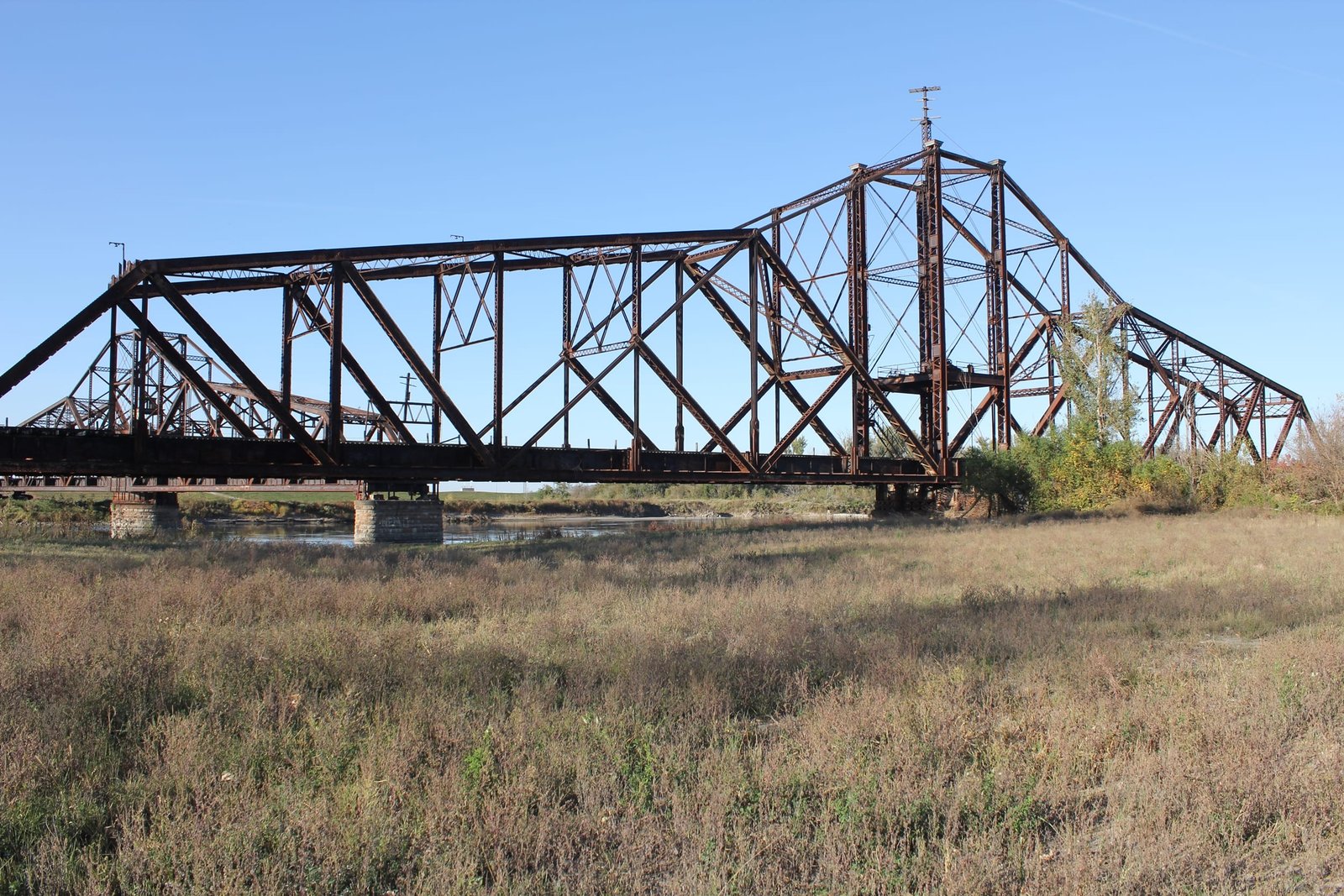 Iowa swing span (span #2)